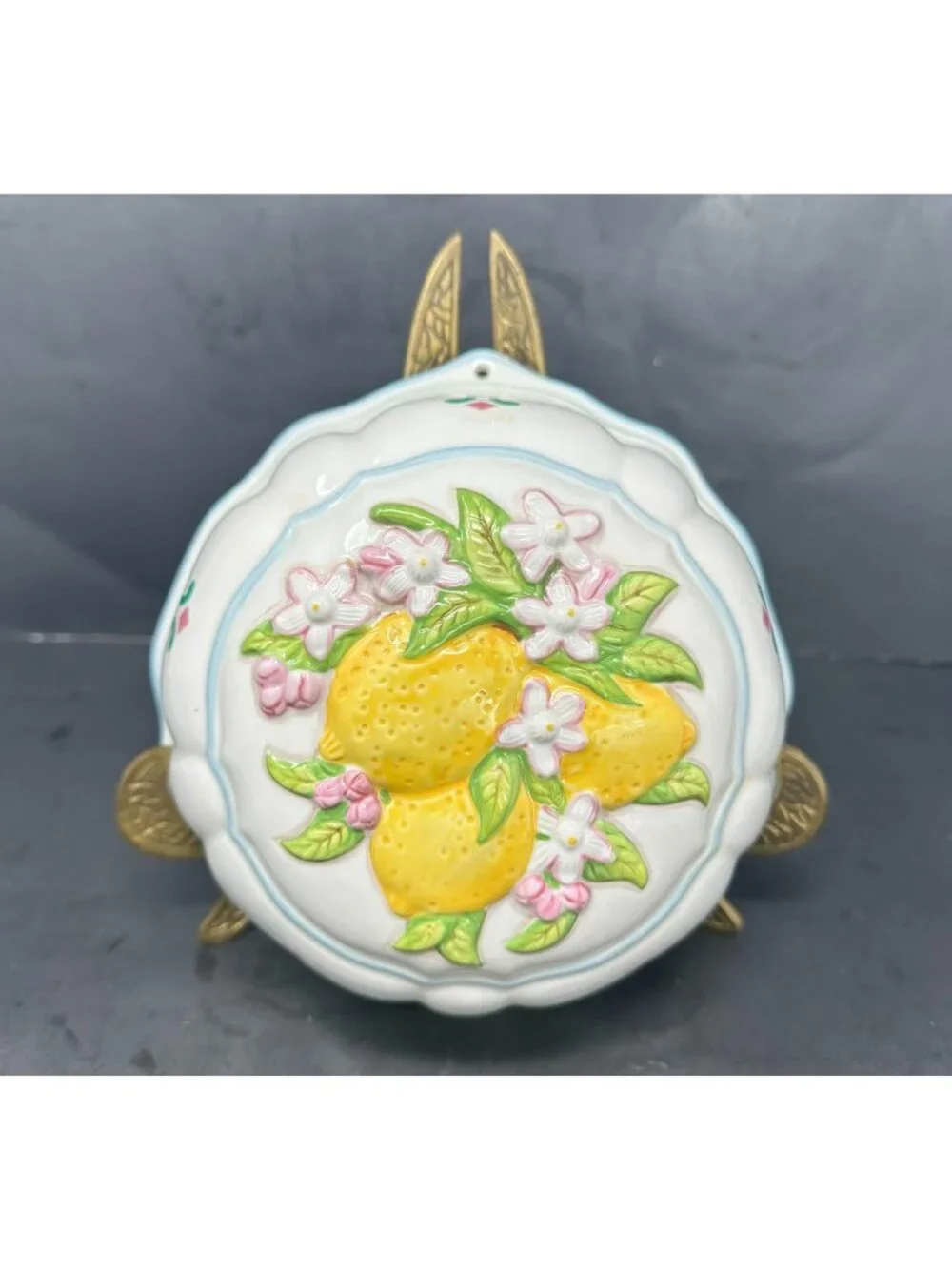 LE CORDON BLEU LEMONS Porcelain Mould Wall Decor Kitchen Home Franklin Mint
